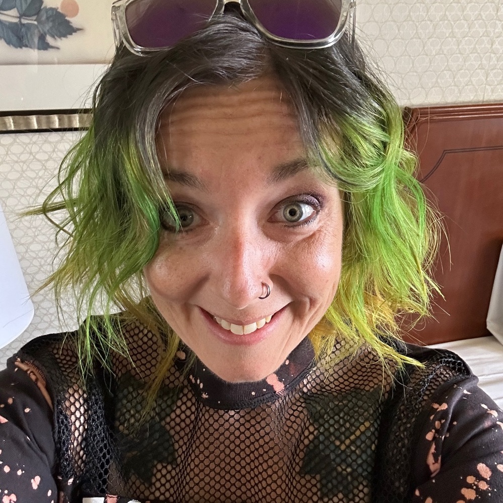 Meet your Posher, Jacqueline